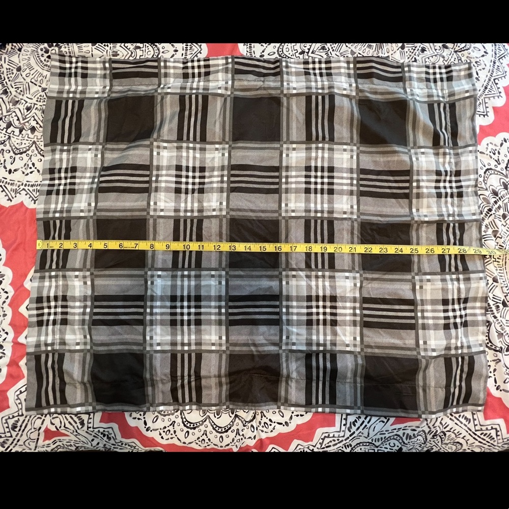Canton Post Euro Sham - Dark/Light Grey & White Plaid - EUC - Cross Posted - Ply